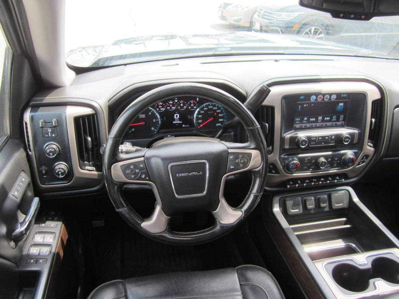 2018 GMC Sierra 1500 Denali 5.3L NO ACCIDENTS! 1 PRICE ONLY! NO FEES! Photo