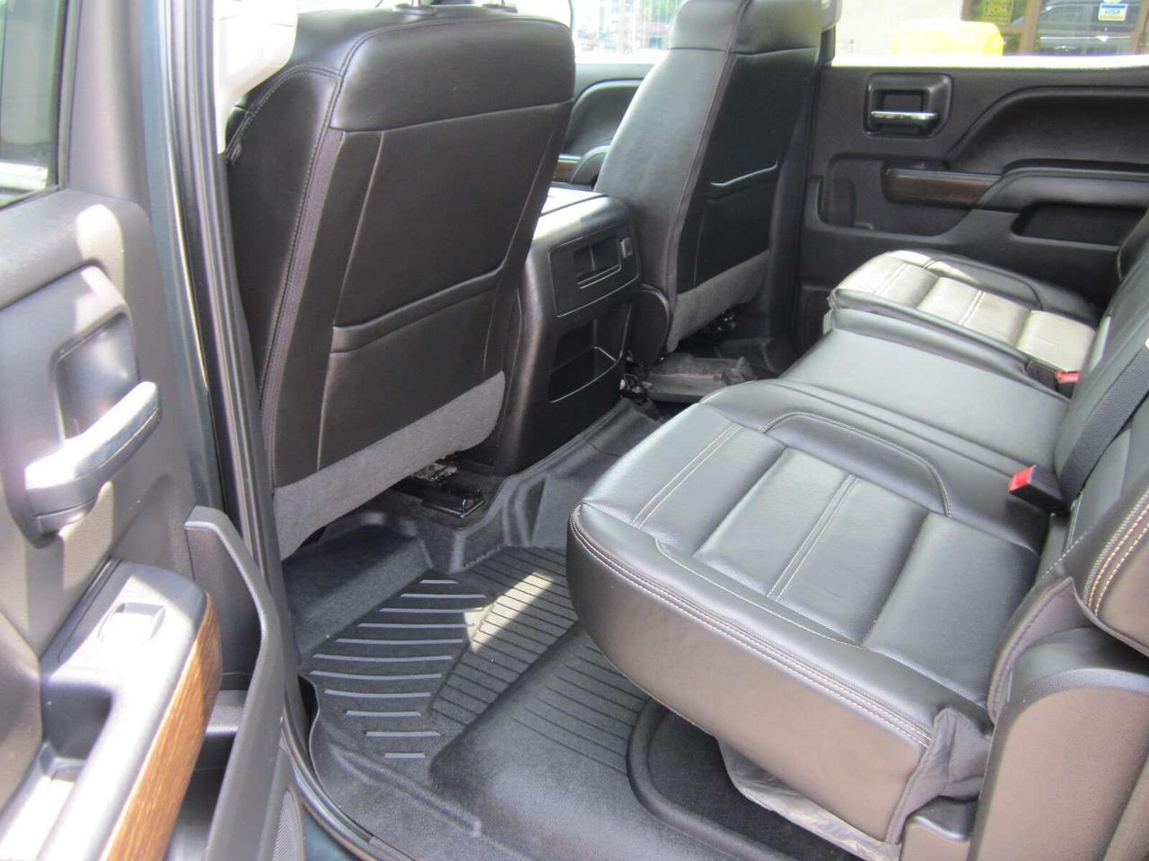 2018 GMC Sierra 1500 Denali 5.3L NO ACCIDENTS! 1 PRICE ONLY! NO FEES! Photo