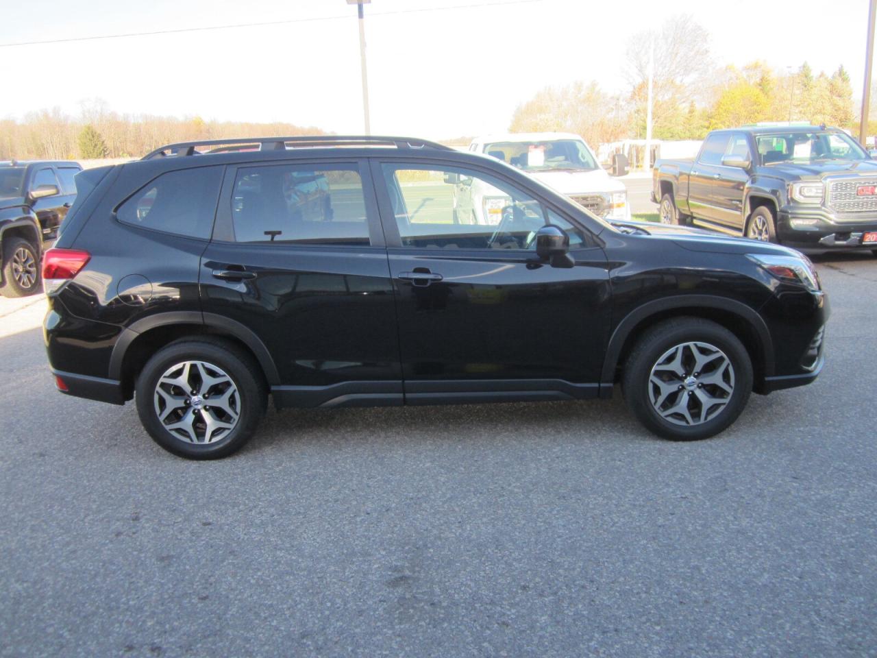 2022 Subaru Forester Touring CVT EYESIGHT ONE OWNER NO ACCIDENTS Photo