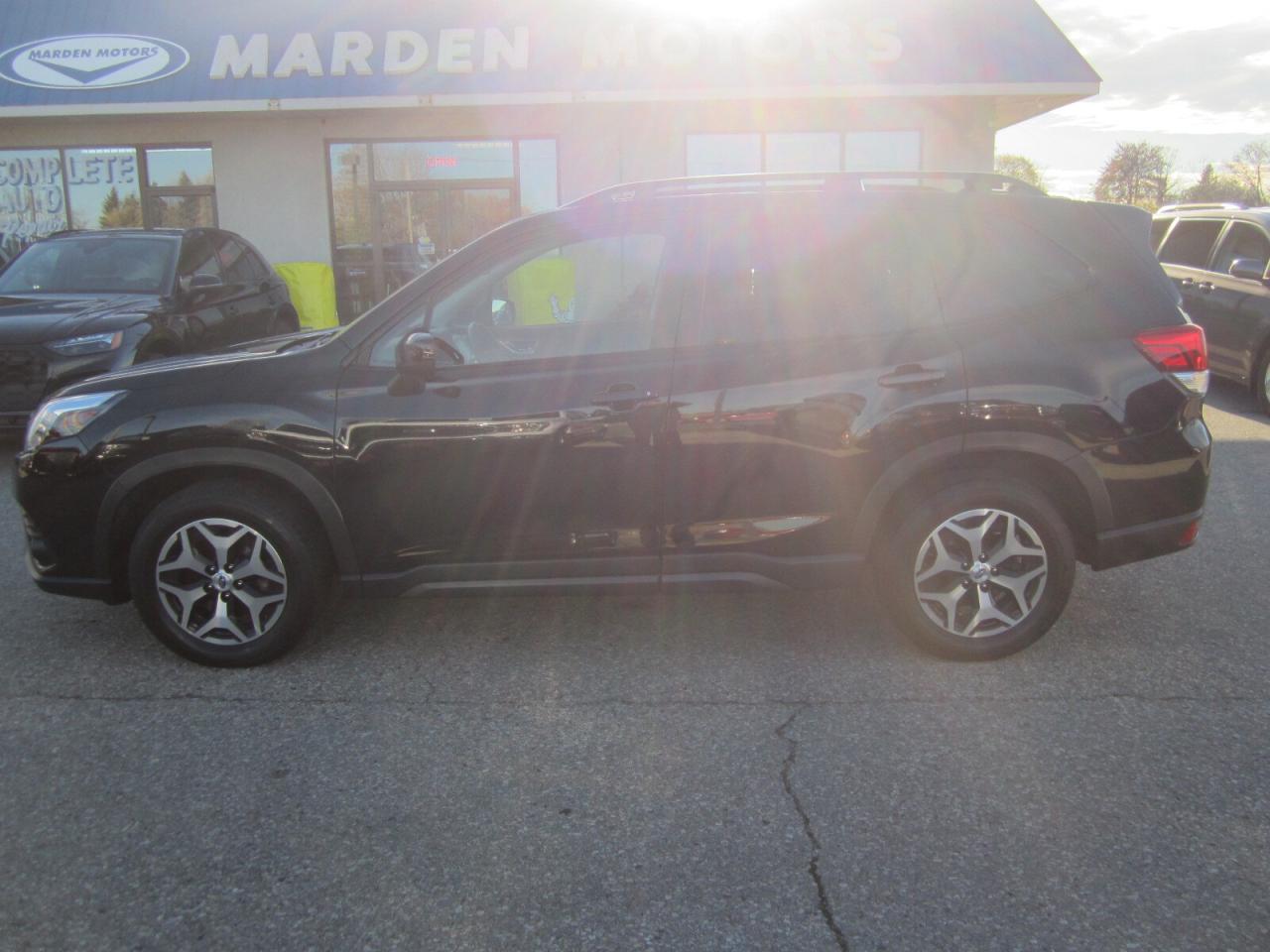 2022 Subaru Forester Touring CVT EYESIGHT ONE OWNER NO ACCIDENTS Photo