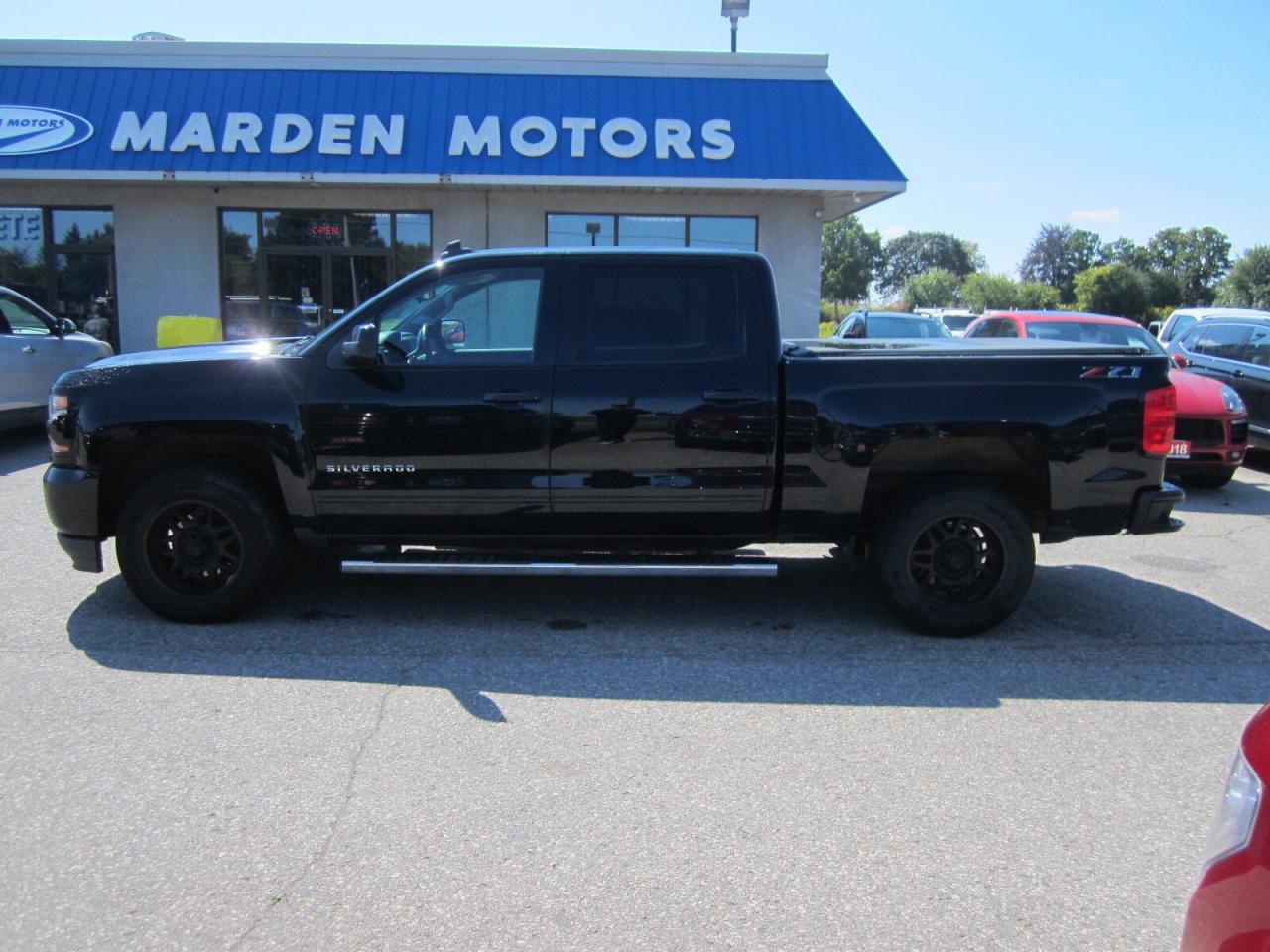 2018 Chevrolet Silverado 1500 4WD Crew 153.0 2LT ONE OWNER NO ACCIDENTS Photo2