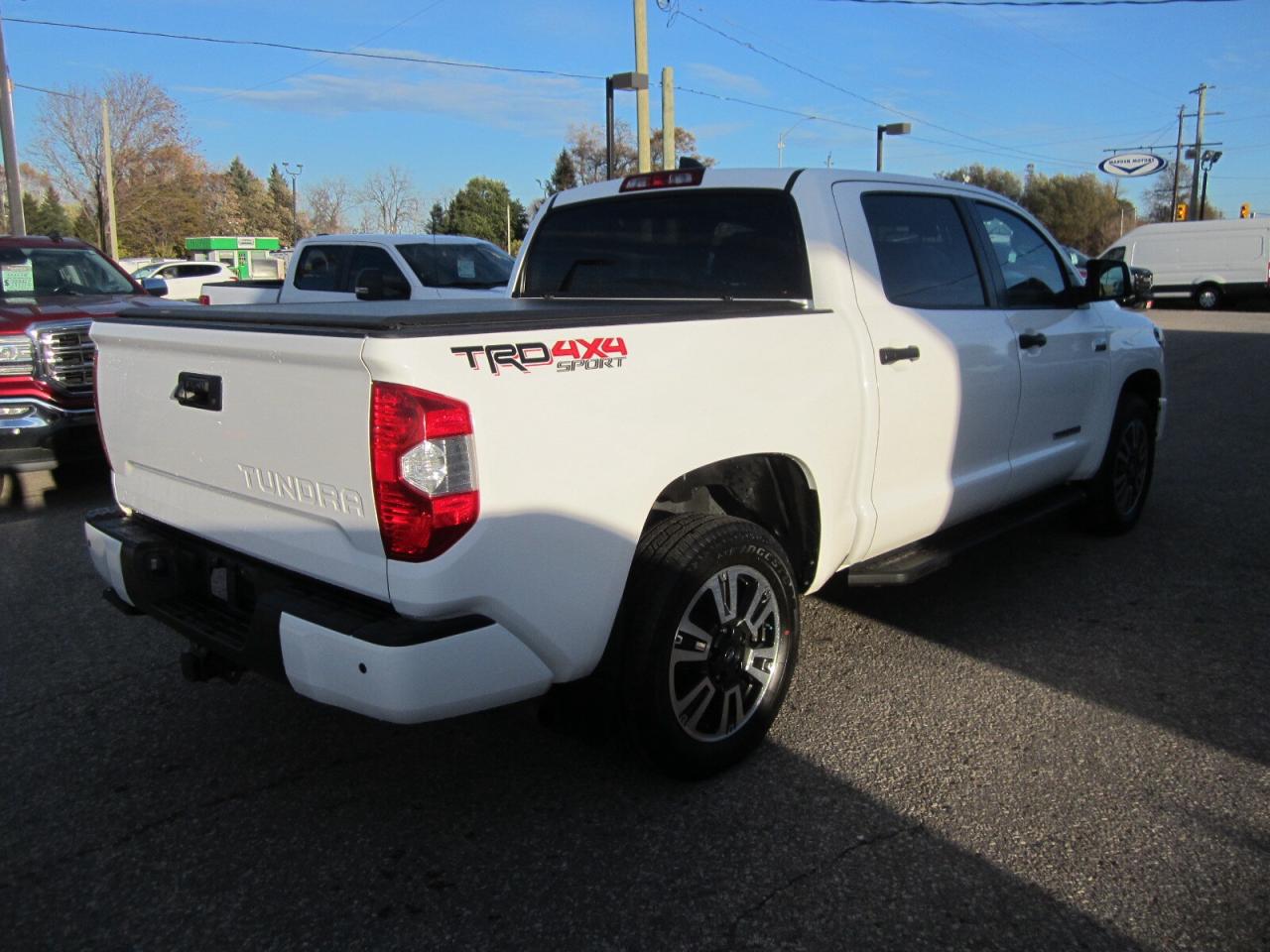 2020 Toyota Tundra TRD SPORT LEATHER NAV SUNROOF 1 OWNER NO ACCIDENTS Photo