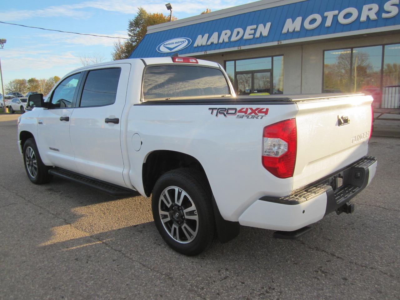 2020 Toyota Tundra TRD SPORT LEATHER NAV SUNROOF 1 OWNER NO ACCIDENTS Photo