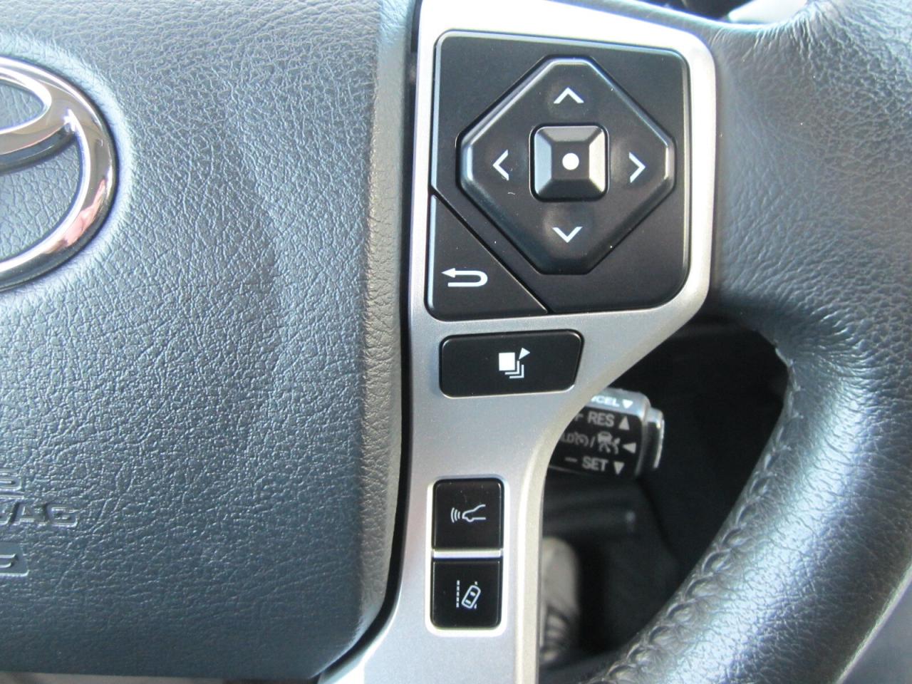 2020 Toyota Tundra TRD SPORT LEATHER NAV SUNROOF 1 OWNER NO ACCIDENTS Photo