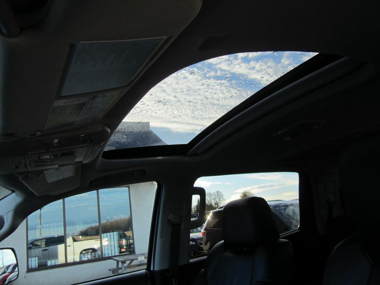 2020 Toyota Tundra TRD SPORT LEATHER NAV SUNROOF 1 OWNER NO ACCIDENTS Photo