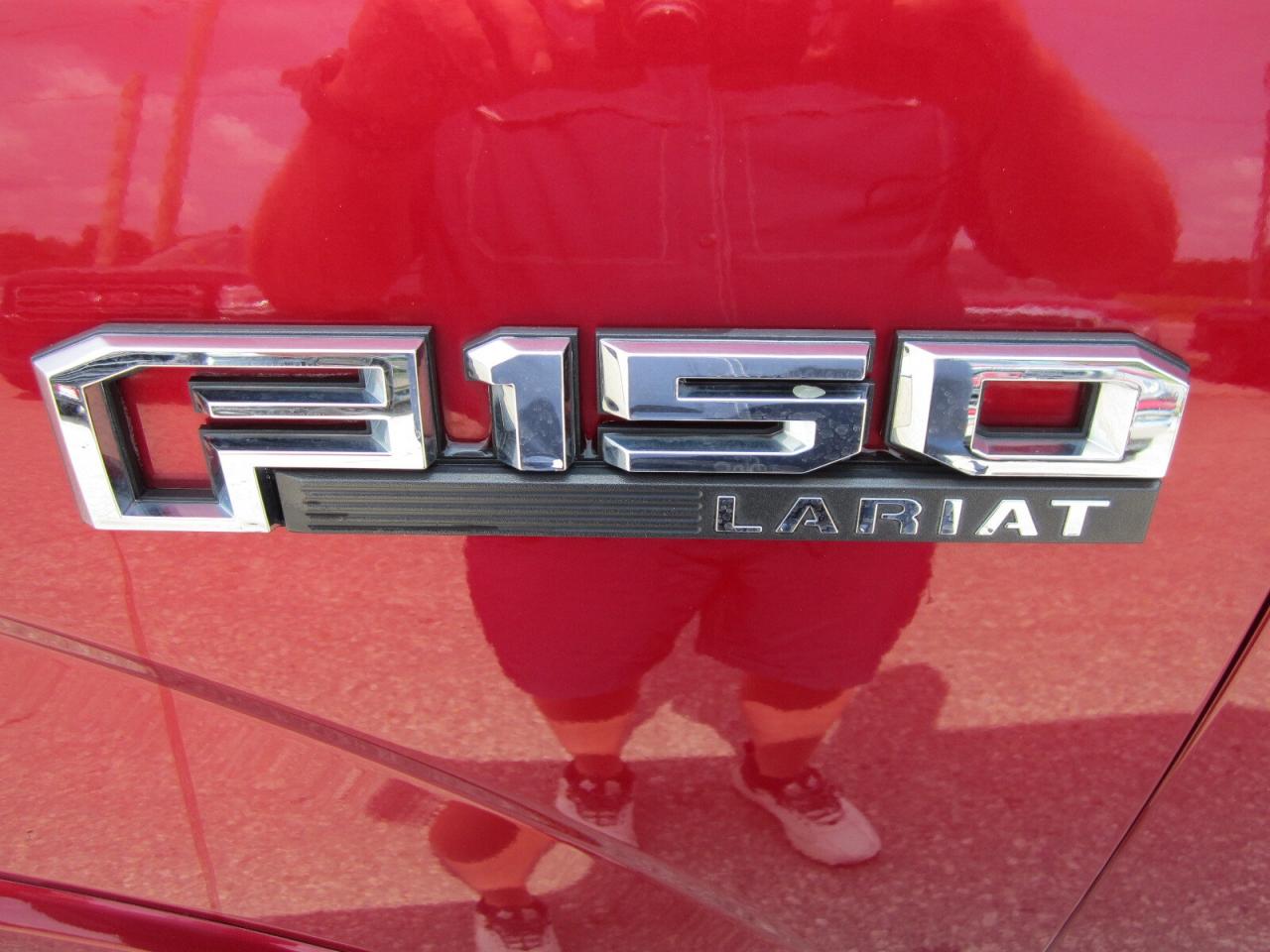 2017 Ford F-150 4WD Crew 5.0L Lariat One Owner No Accidents Photo