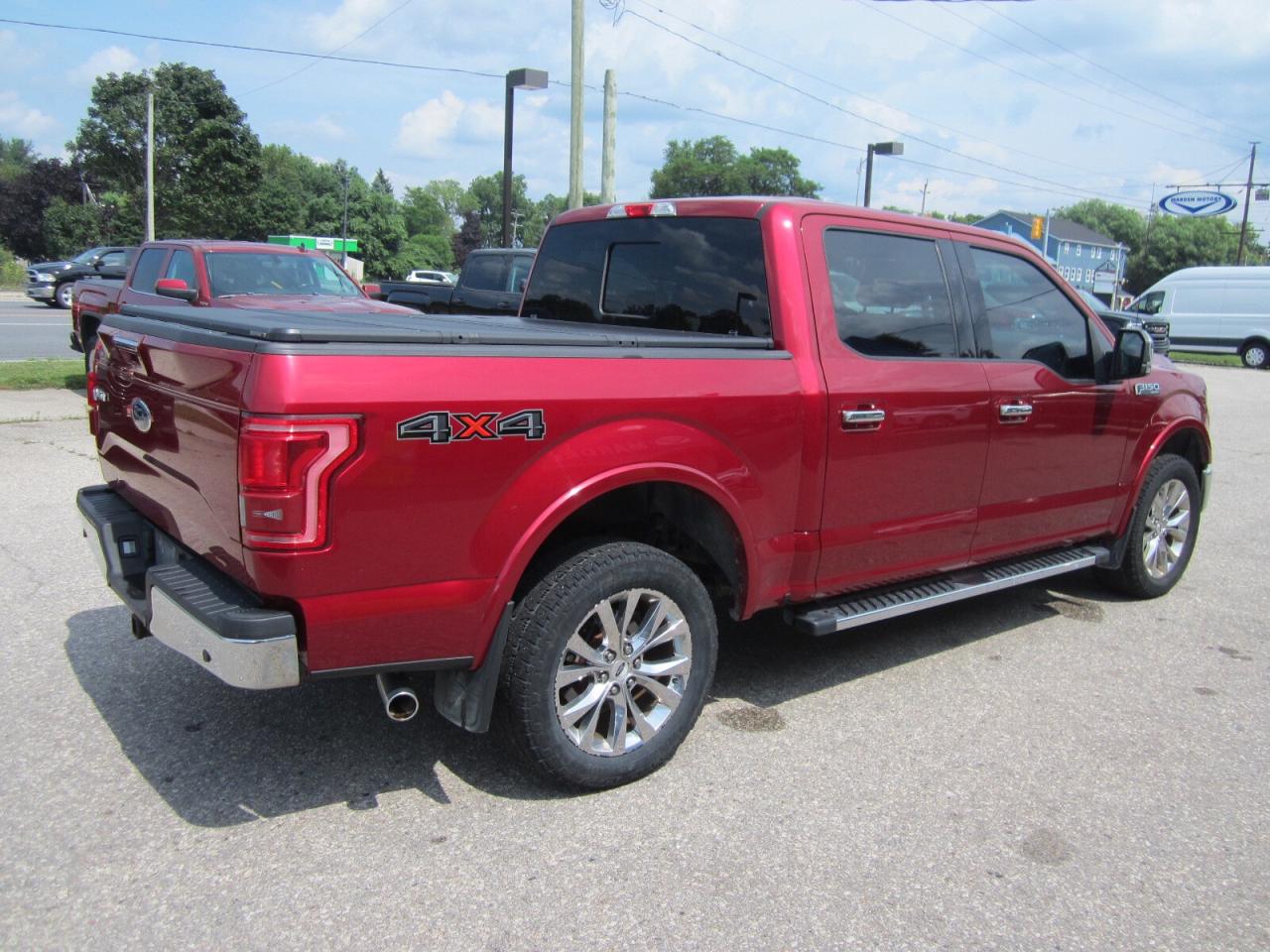 2017 Ford F-150 4WD Crew 5.0L Lariat One Owner No Accidents Photo
