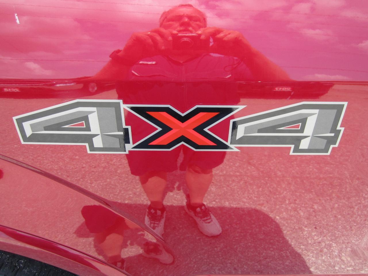 2017 Ford F-150 4WD Crew 5.0L Lariat One Owner No Accidents Photo