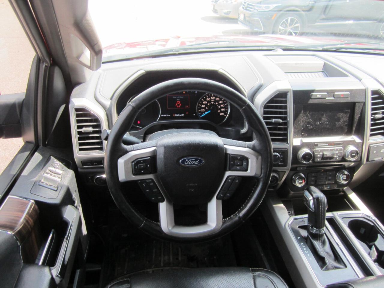 2017 Ford F-150 4WD Crew 5.0L Lariat One Owner No Accidents Photo