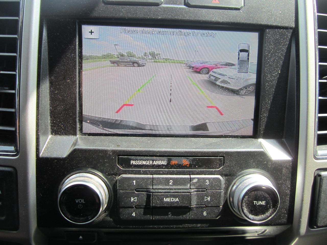 2017 Ford F-150 4WD Crew 5.0L Lariat One Owner No Accidents Photo