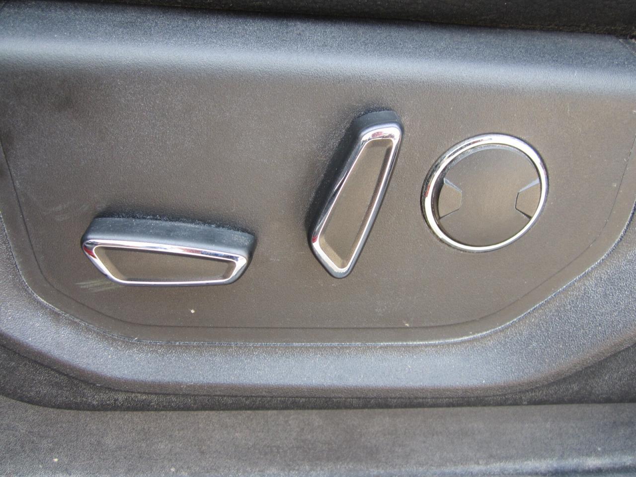 2017 Ford F-150 4WD Crew 5.0L Lariat One Owner No Accidents Photo