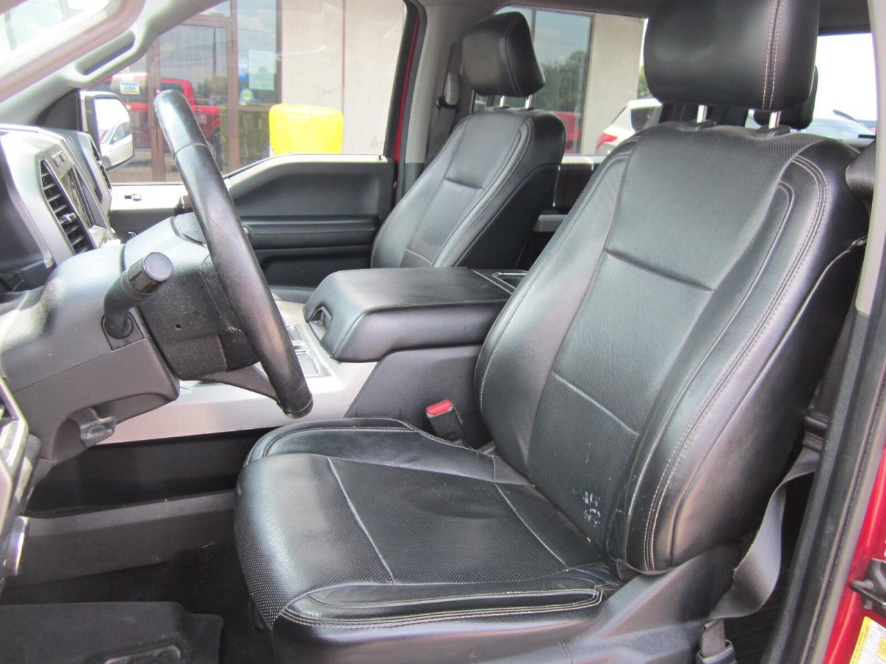 2017 Ford F-150 4WD Crew 5.0L Lariat One Owner No Accidents Photo