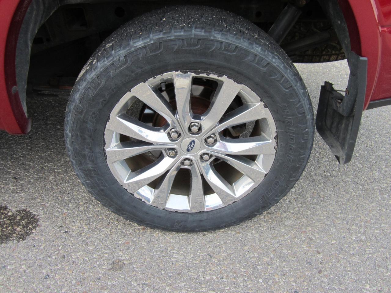 2017 Ford F-150 4WD Crew 5.0L Lariat One Owner No Accidents Photo