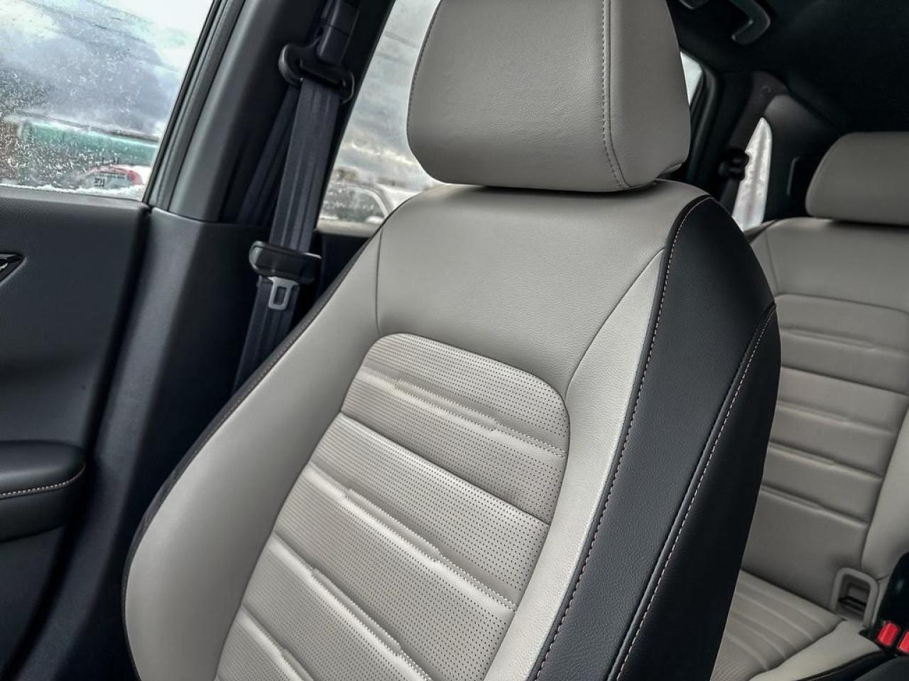 2025 Honda CR-V Hybrid Touring Photo