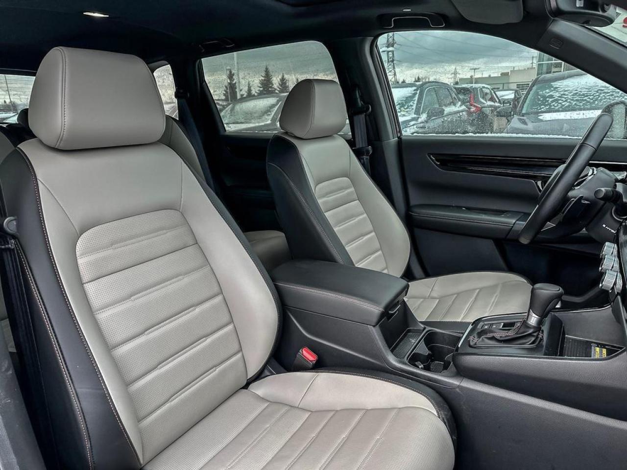 2025 Honda CR-V Hybrid Touring Photo