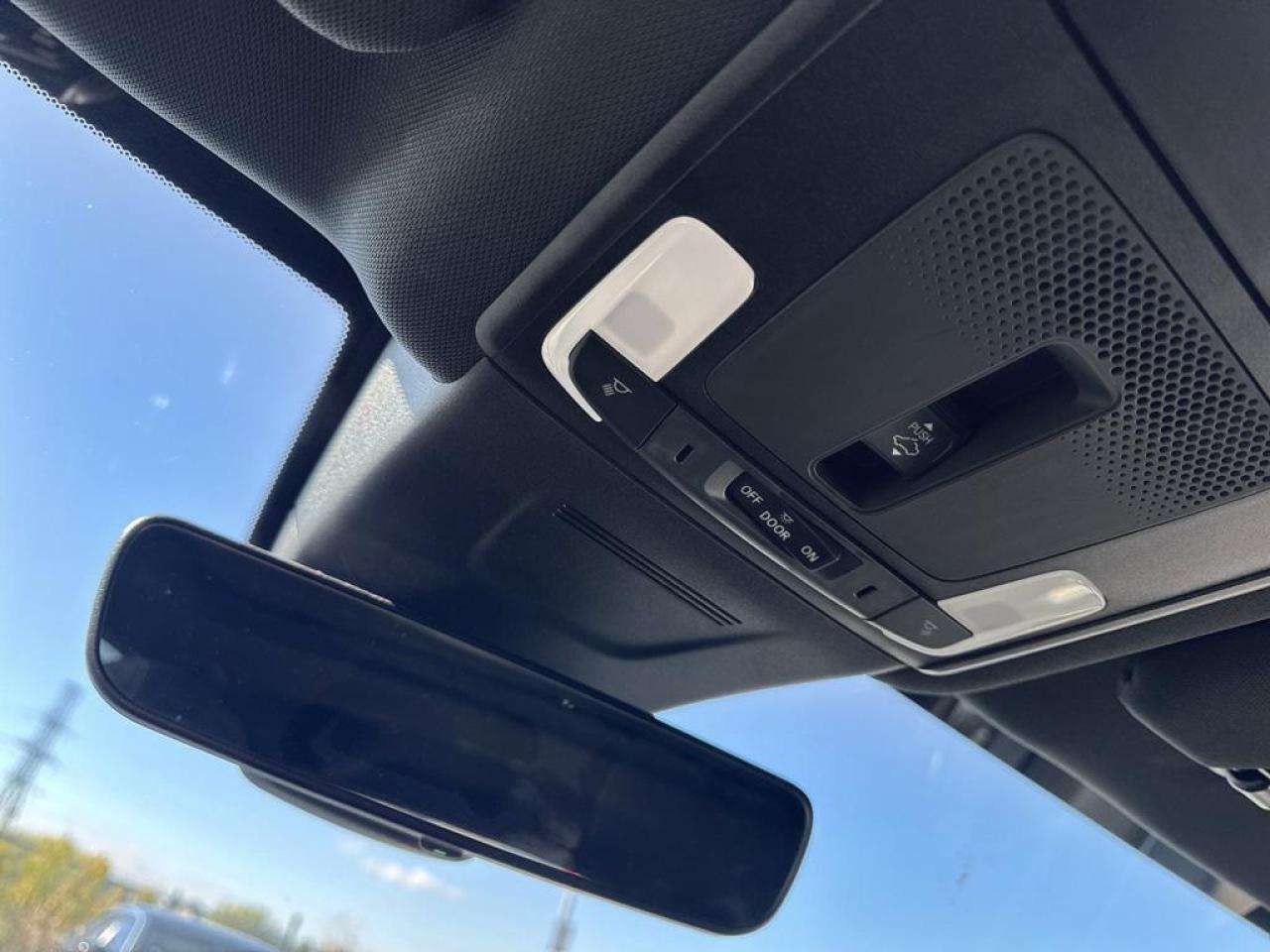 2024 Honda CR-V Hybrid Touring Photo