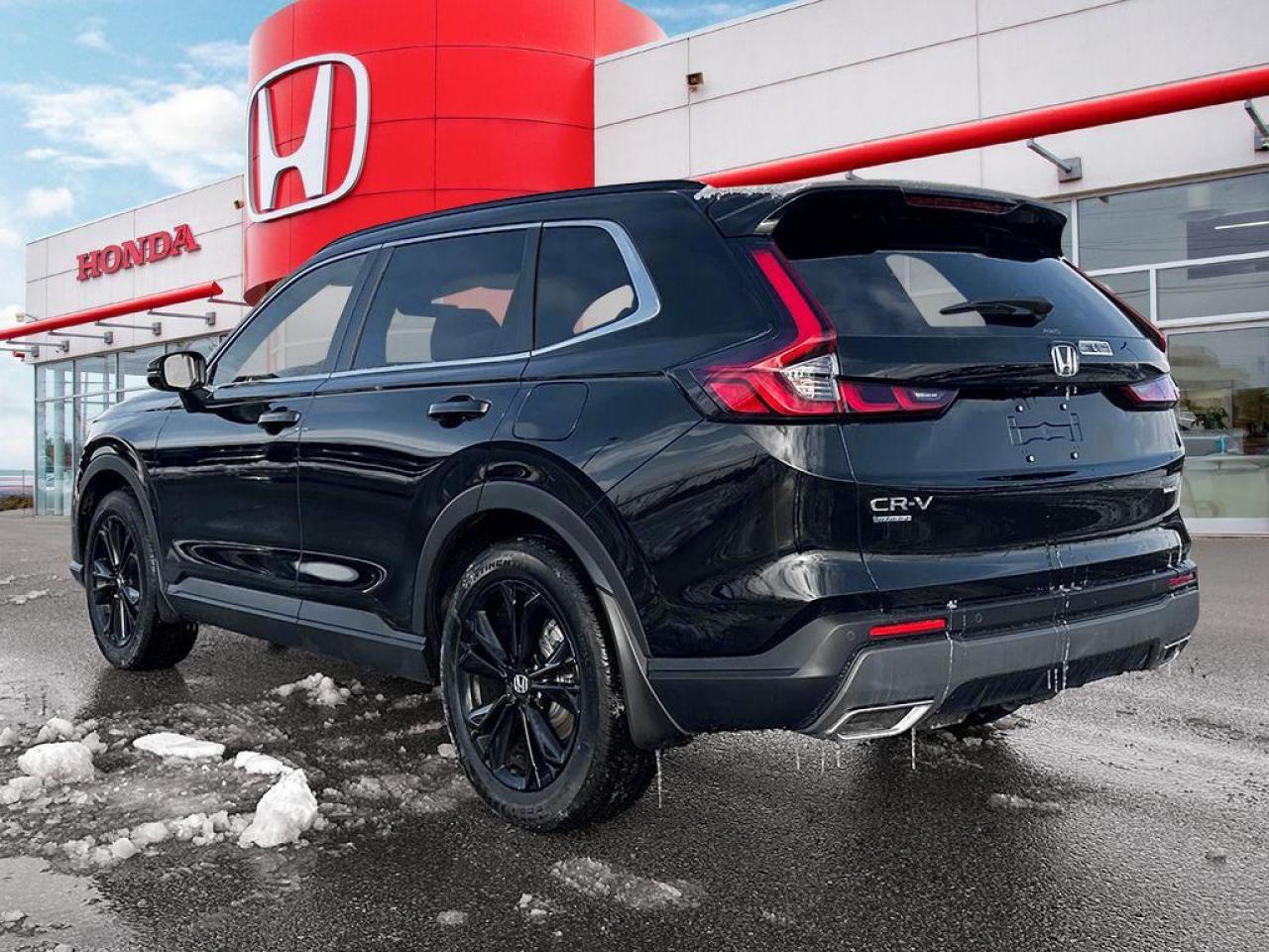 2025 Honda CR-V Hybrid Touring Photo3