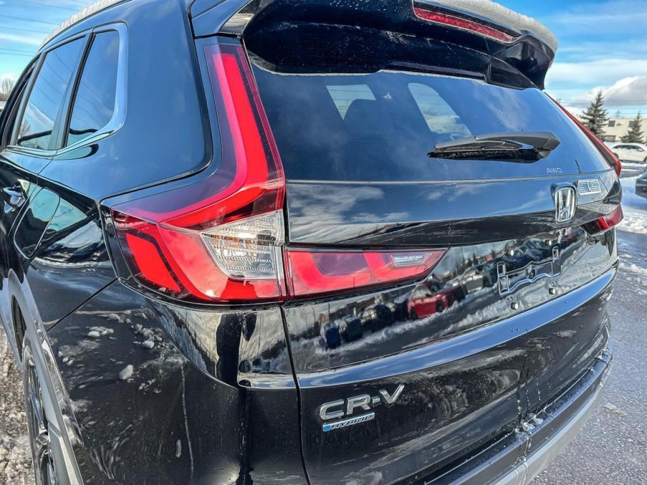 2025 Honda CR-V Hybrid Touring Photo