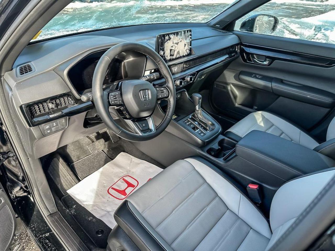 2025 Honda CR-V Hybrid Touring Photo