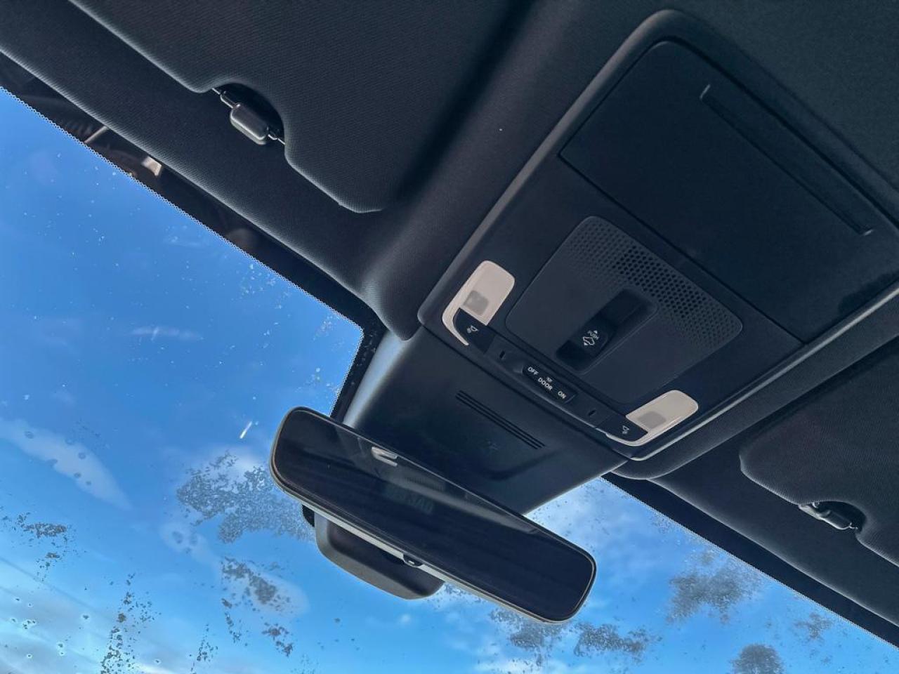 2025 Honda CR-V Hybrid Touring Photo