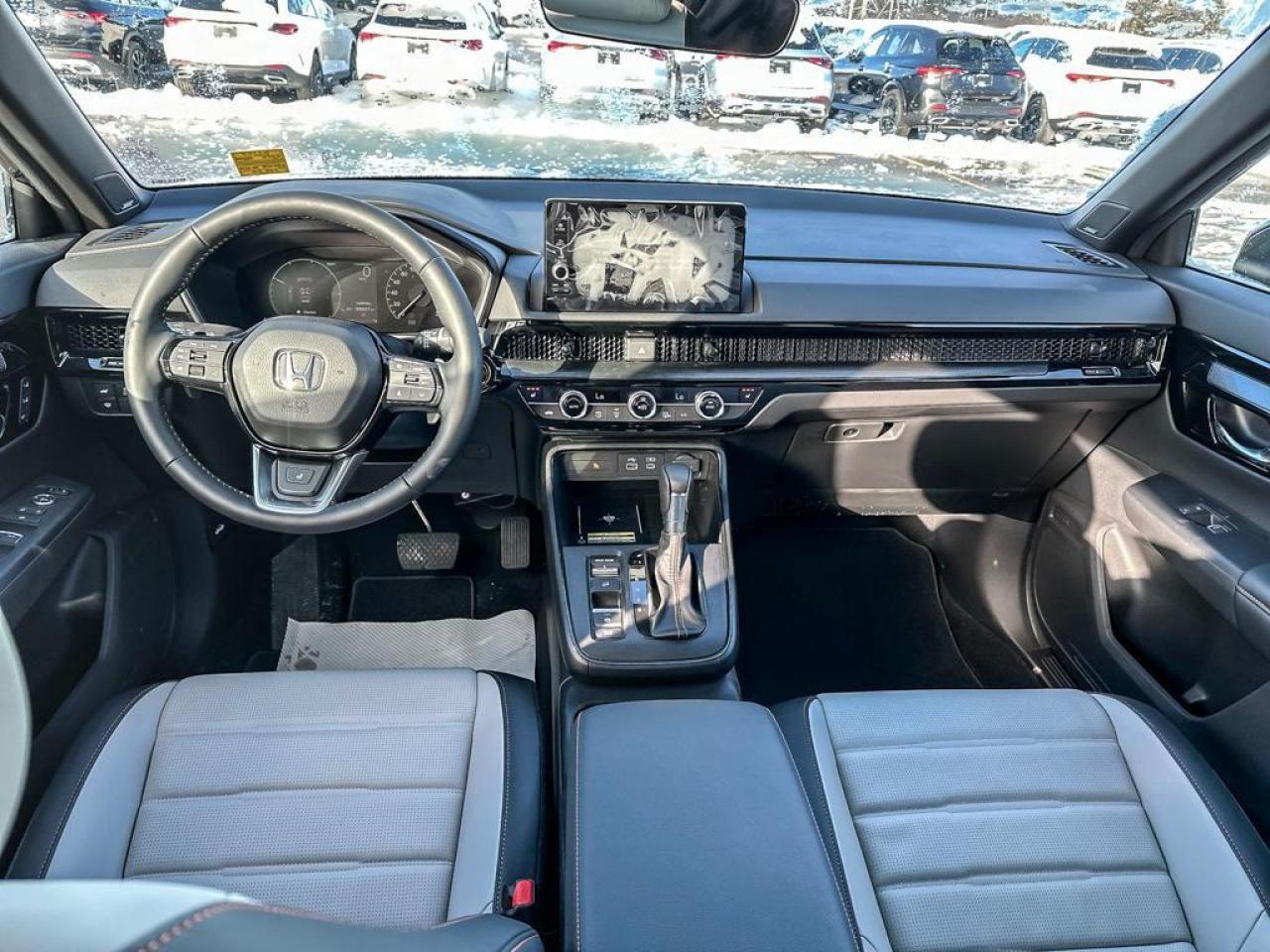 2025 Honda CR-V Hybrid Touring Photo