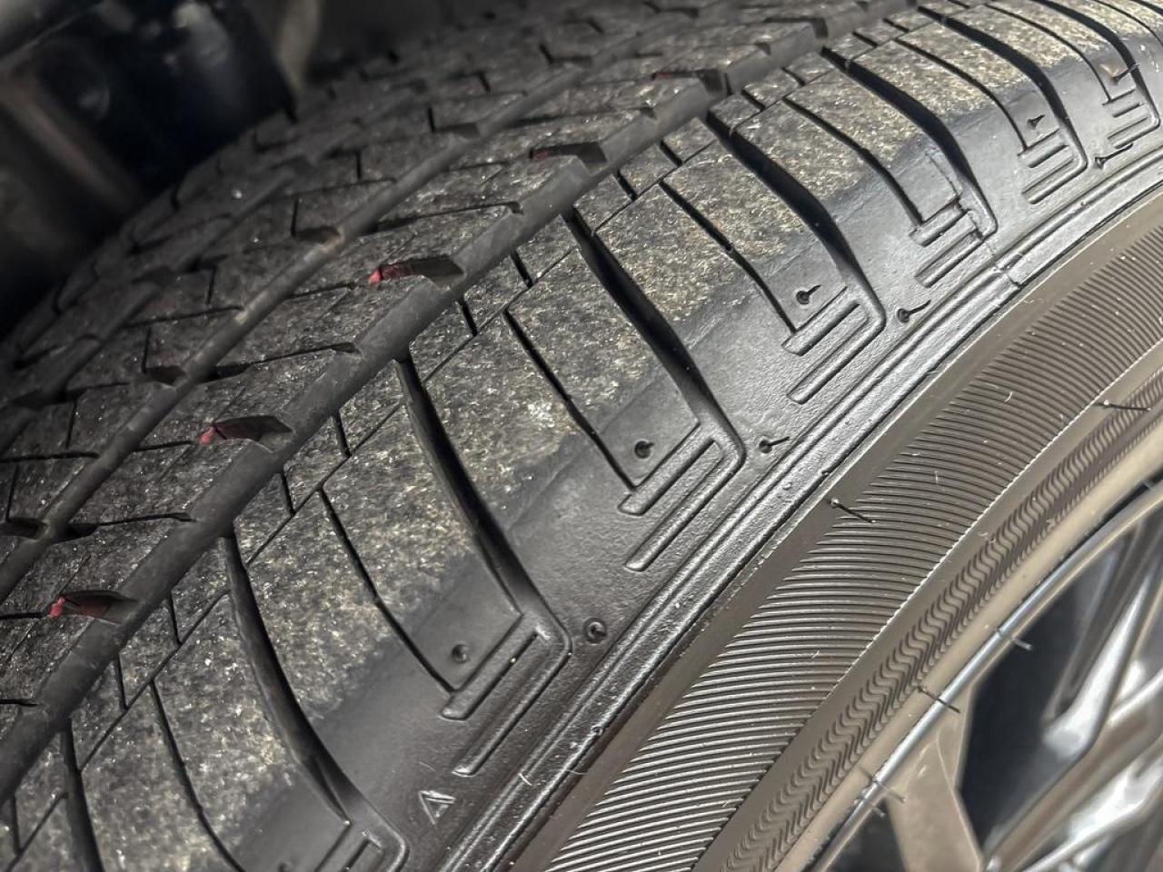 2025 Honda CR-V Hybrid EX-L Photo