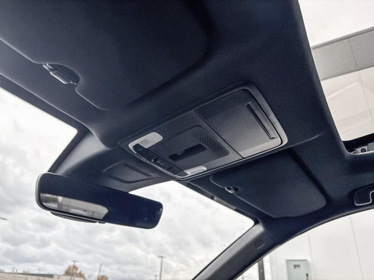 2025 Honda CR-V Hybrid EX-L Photo