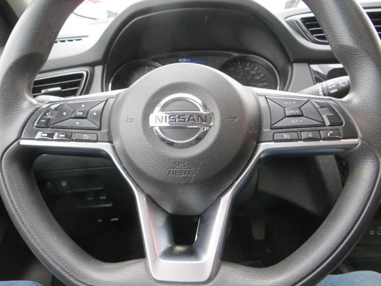 2022 Nissan Qashqai CERTIFIED, S, 1 OWNER, CLEAN CARFAX Photo