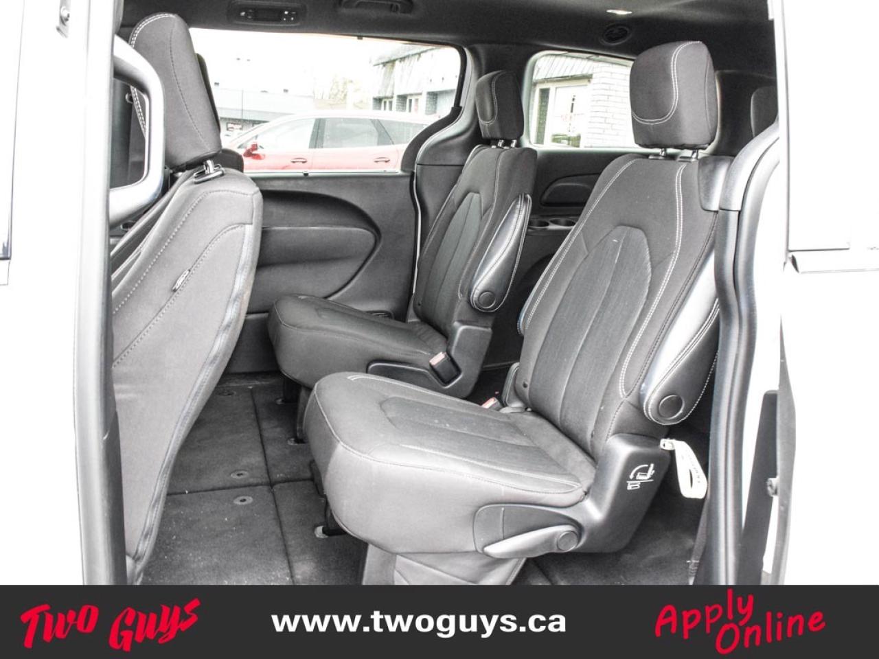 2022 Chrysler Pacifica Touring AWD S Appearance Pkg 7 Pass Back Up Cam Photo