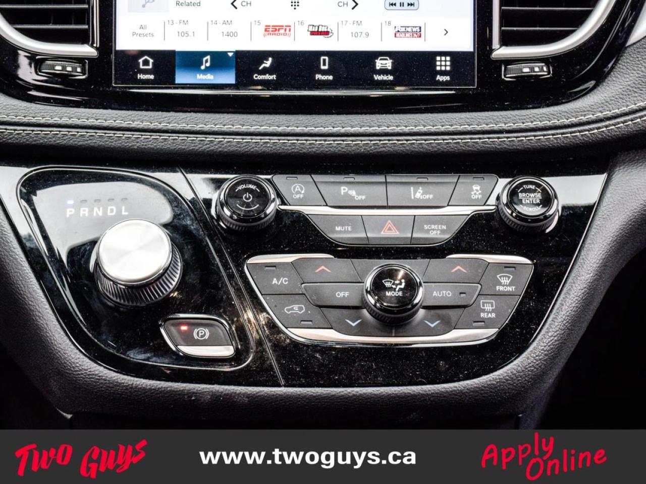 2022 Chrysler Pacifica Touring AWD   S Pkg   Pwr Sliders   New Tires Photo