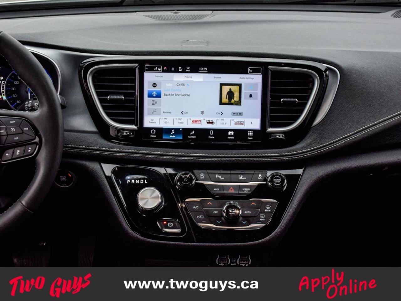 2022 Chrysler Pacifica Touring AWD S Appearance Pkg 7 Pass Back Up Cam Photo