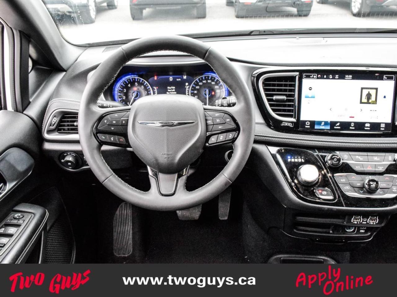 2022 Chrysler Pacifica Touring AWD S Appearance Pkg 7 Pass Back Up Cam Photo