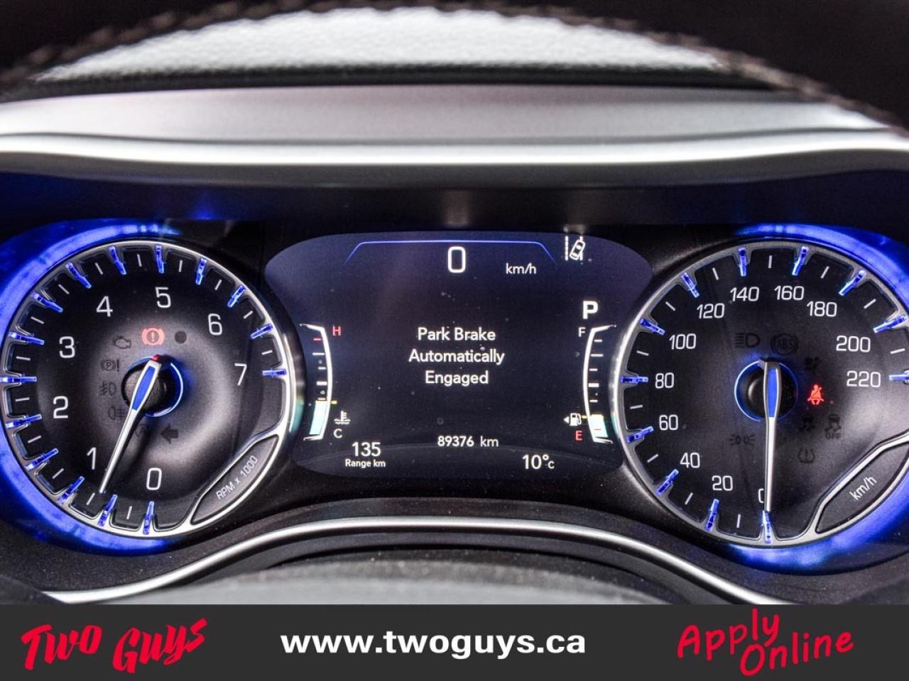 2022 Chrysler Pacifica Touring AWD S Appearance Pkg 7 Pass Back Up Cam Photo