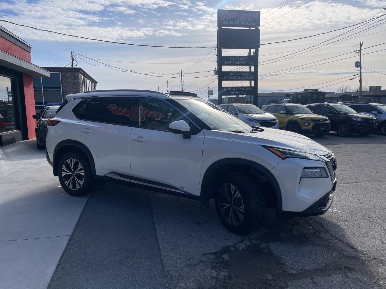 2021 Nissan Rogue FWD SV Back Up Camera Sunroof Heated Front Seats Photo
