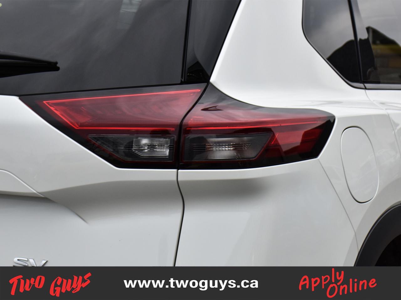 2021 Nissan Rogue SV FWD   Panoroof   New Tires   Remote Start Photo