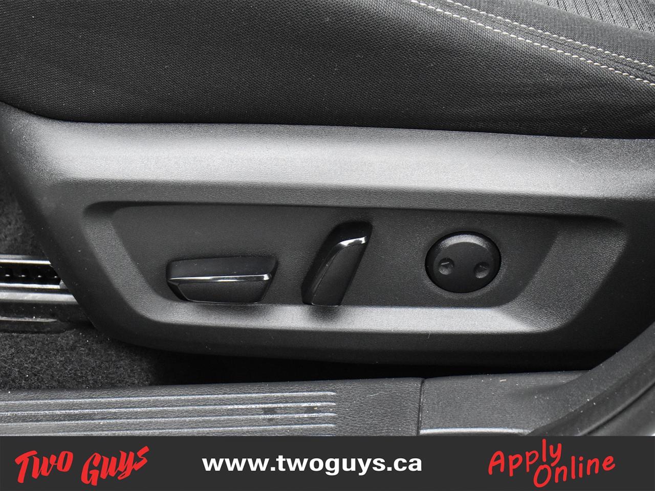 2021 Nissan Rogue SV FWD   Panoroof   New Tires   Remote Start Photo