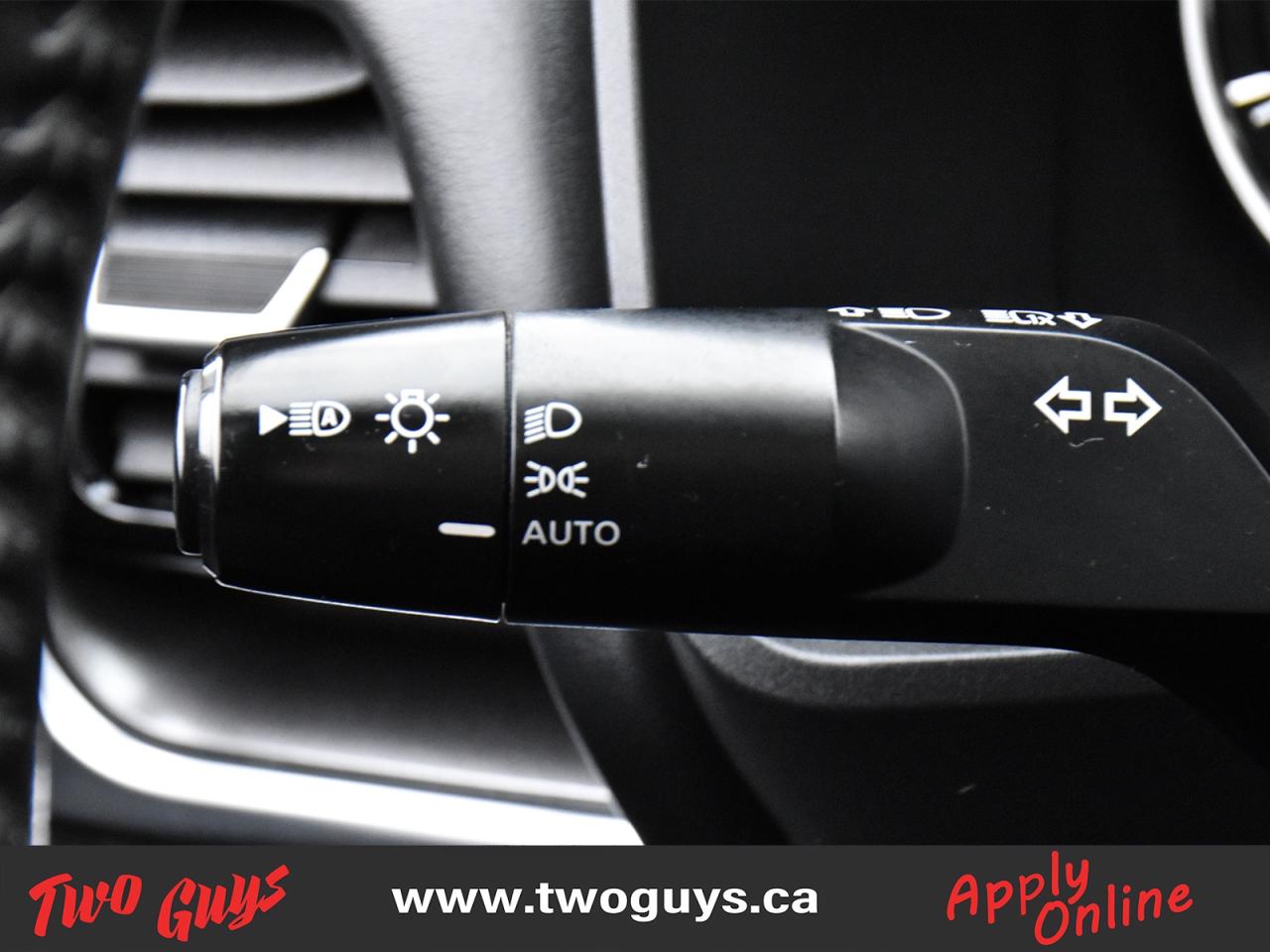 2021 Nissan Rogue SV FWD   Panoroof   New Tires   Remote Start Photo