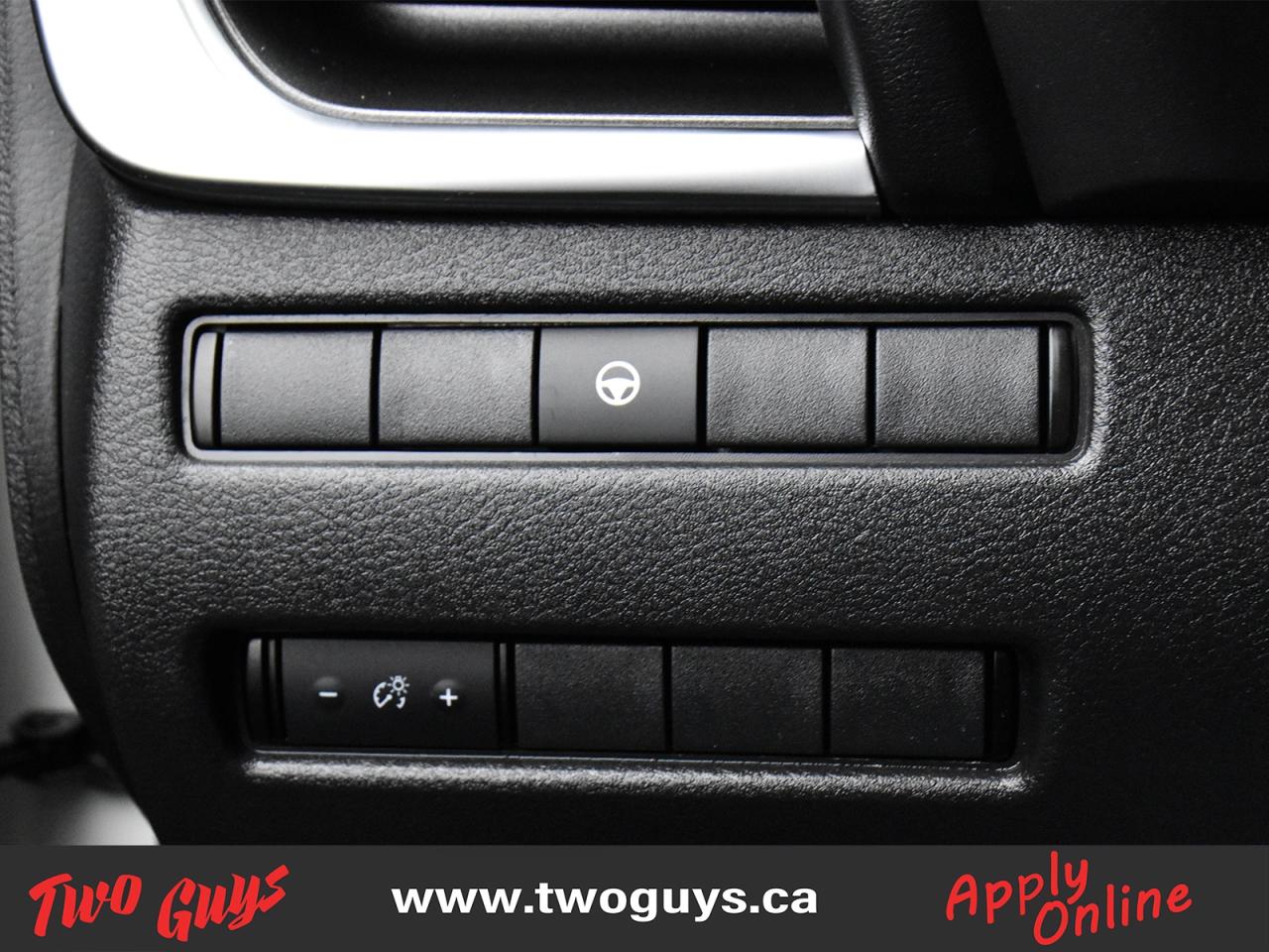 2021 Nissan Rogue SV FWD   Panoroof   New Tires   Remote Start Photo