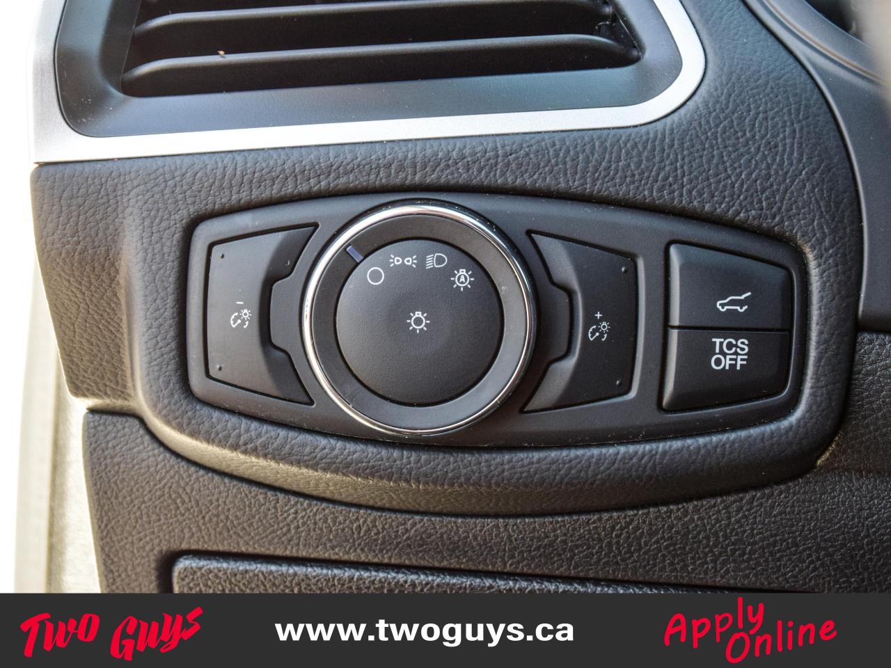 2024 Ford Edge SEL 2.0L AWD   Leather   Pwr Hatch Photo