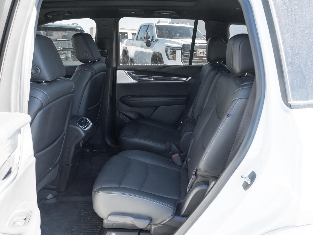 2024 Cadillac XT6 AWD   Advanced Safety   Smart Towing Photo