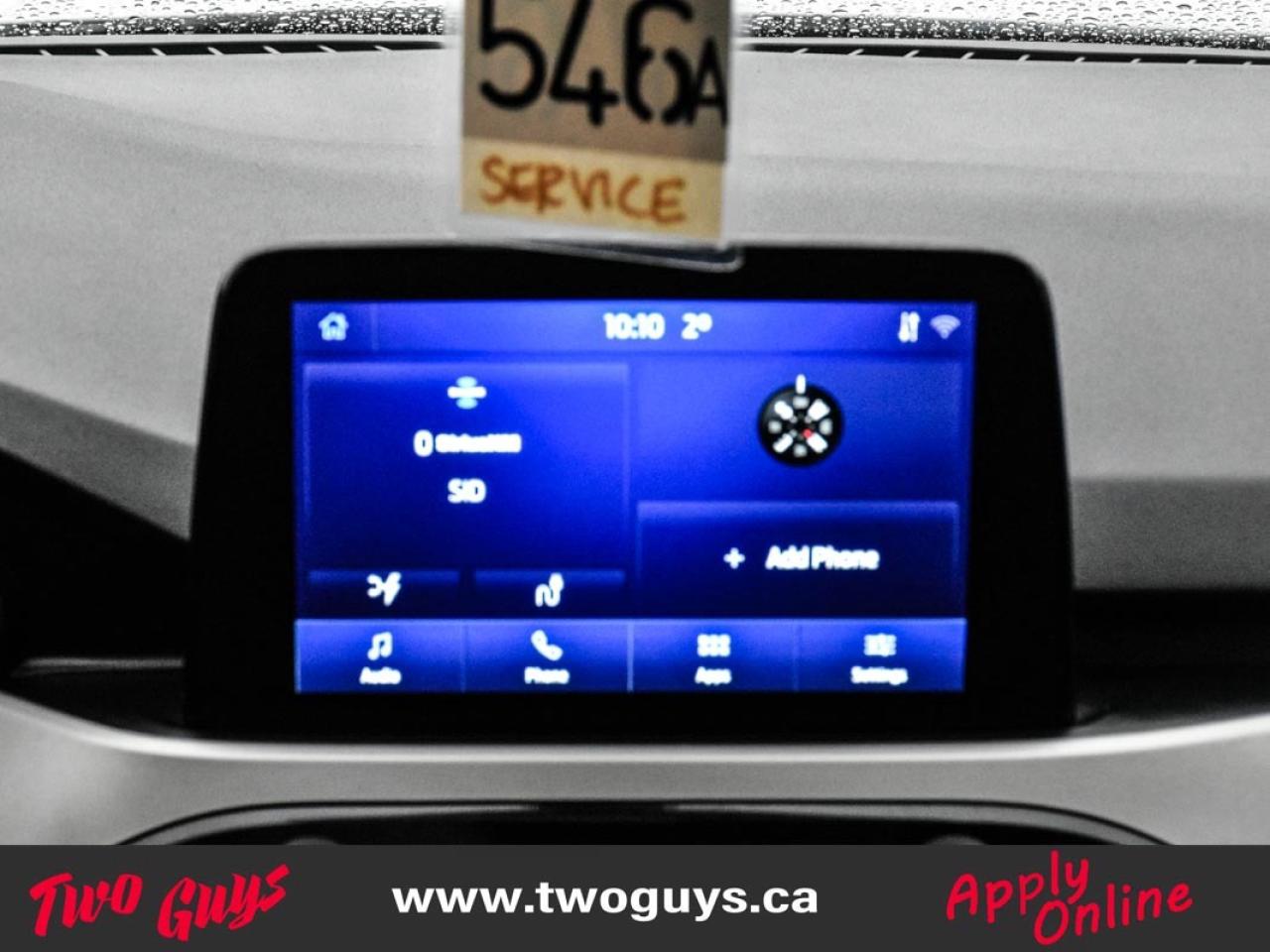 2021 Ford Escape SE   New Tires   Remote Start   Fuel Saver!! Photo