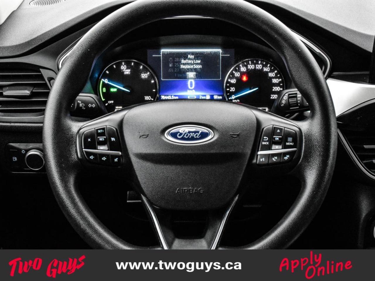 2021 Ford Escape SE   New Tires   Remote Start   Fuel Saver!! Photo