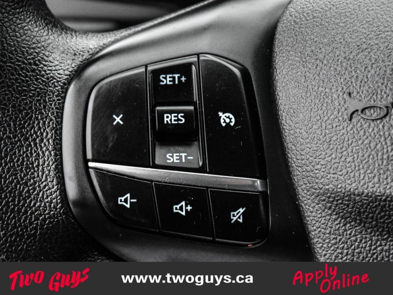 2021 Ford Escape SE   New Tires   Remote Start   Fuel Saver!! Photo