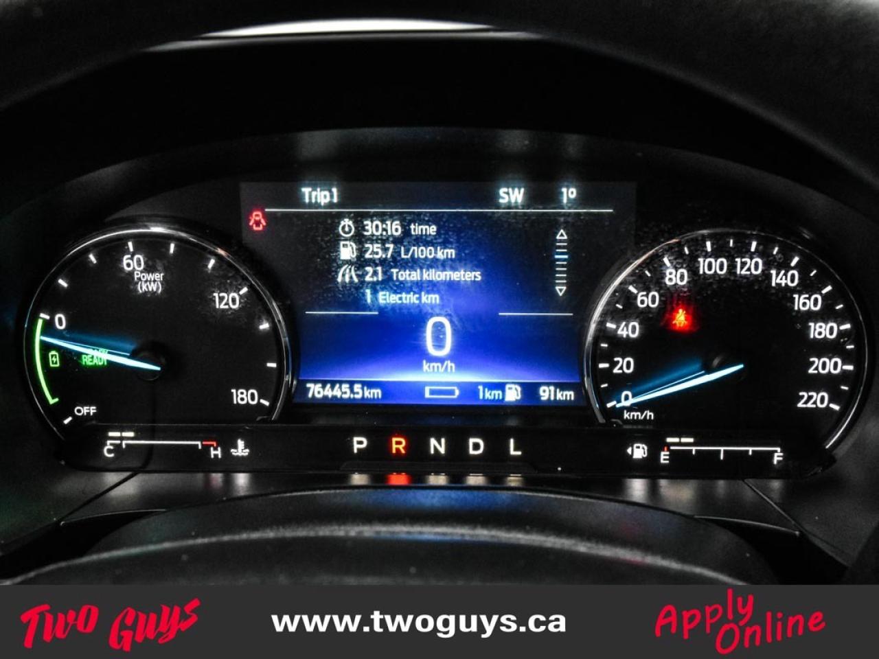 2021 Ford Escape SE   New Tires   Remote Start   Fuel Saver!! Photo