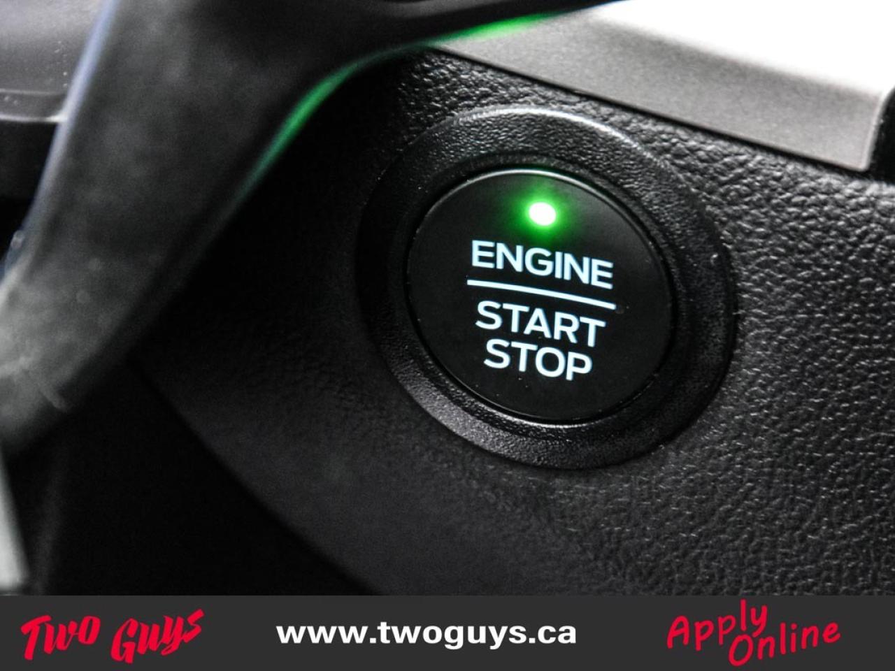 2021 Ford Escape SE   New Tires   Remote Start   Fuel Saver!! Photo