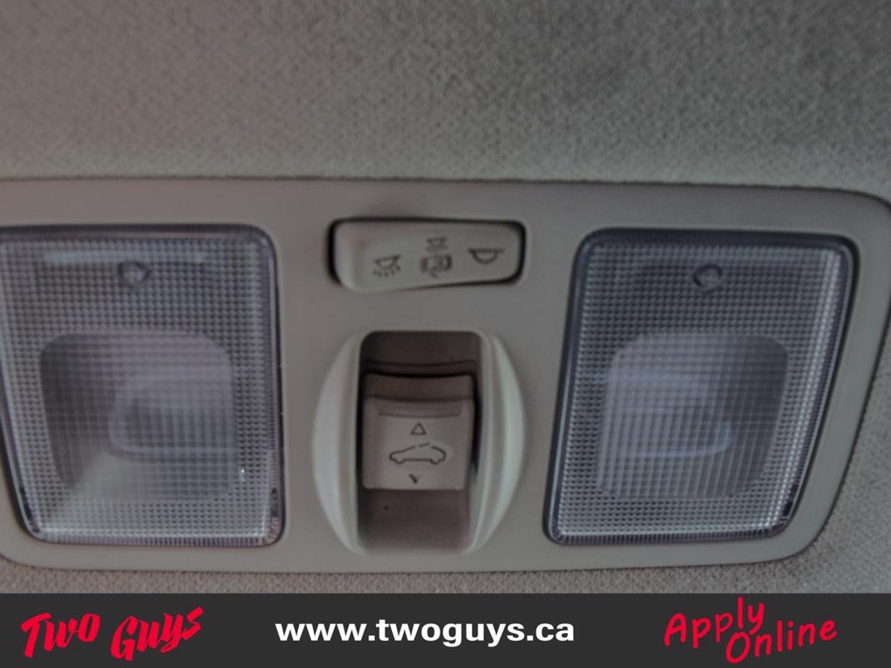 2023 Hyundai Venue Ultimate   New Tires   Sunroof   Lease Return Photo