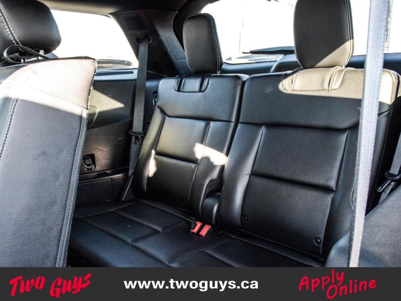 2022 Ford Explorer ST High Pkg   3.0L 4WD   Pano   Nav   Lthr Photo