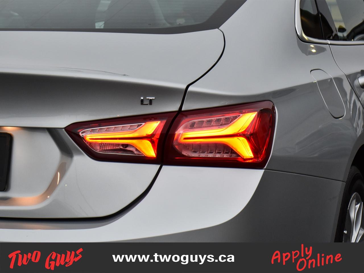 2020 Chevrolet Malibu LT   1.5L Photo