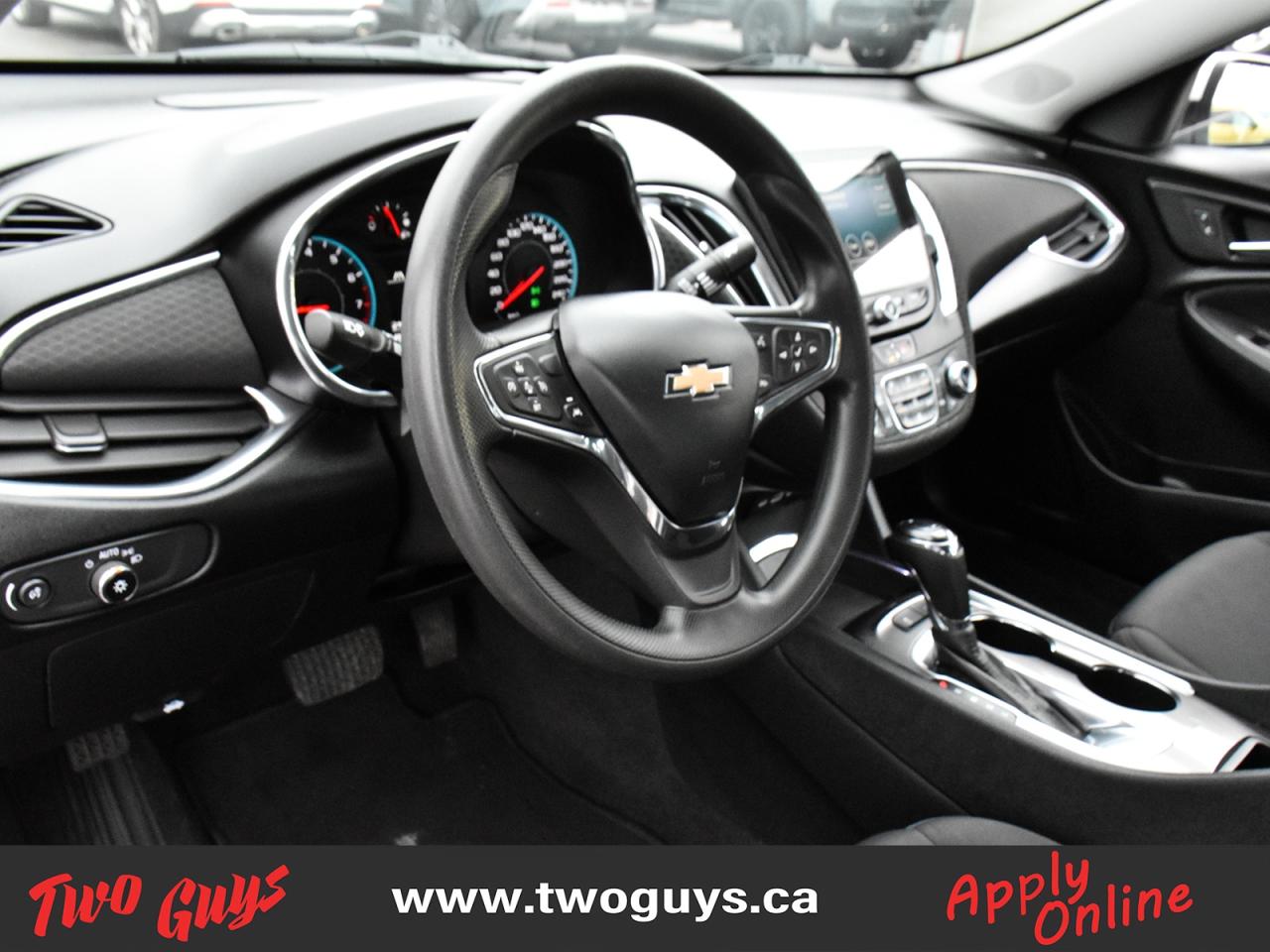 2020 Chevrolet Malibu LT   1.5L Photo