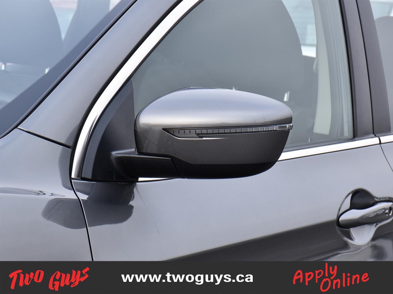 2023 Nissan Qashqai SV 2.0L AWD   Sunroof   Lease Return   Clean CF Photo